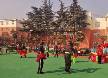 春意盎然，康怡老年公寓活动多